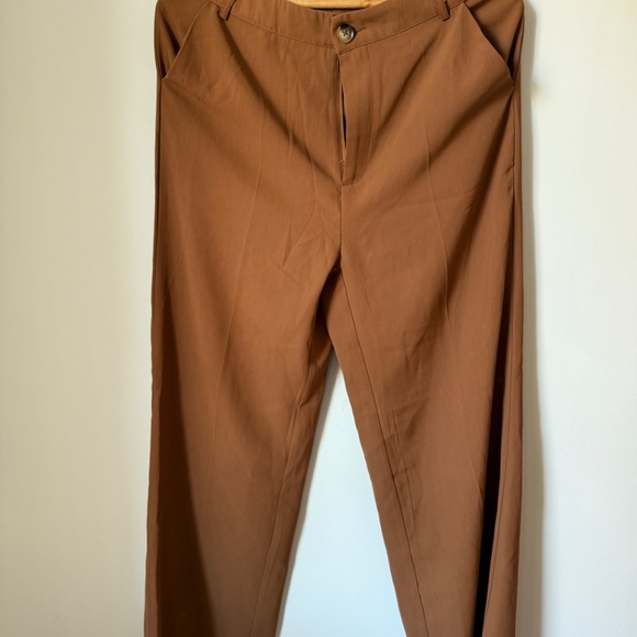 6 items more than 10 outfits - Picture 6 of 16